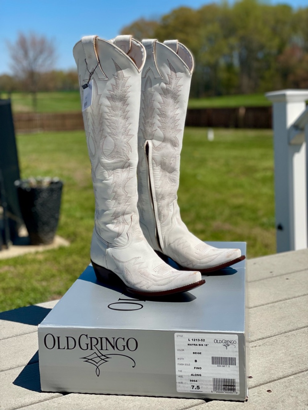 Old Gringo Beige (they are brushed white)   Mayra Bis 18” Western Boots